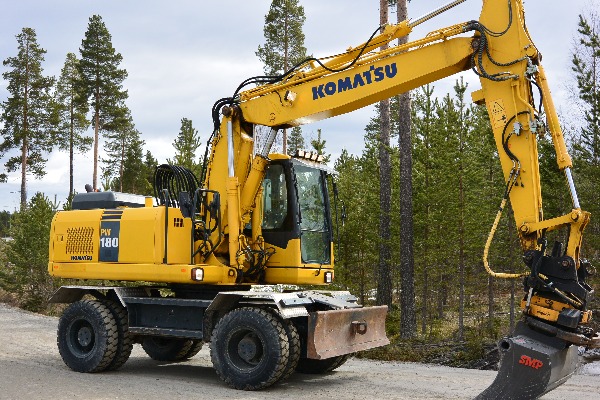 PC 6012 KOMATSU tłoki i pierścienie